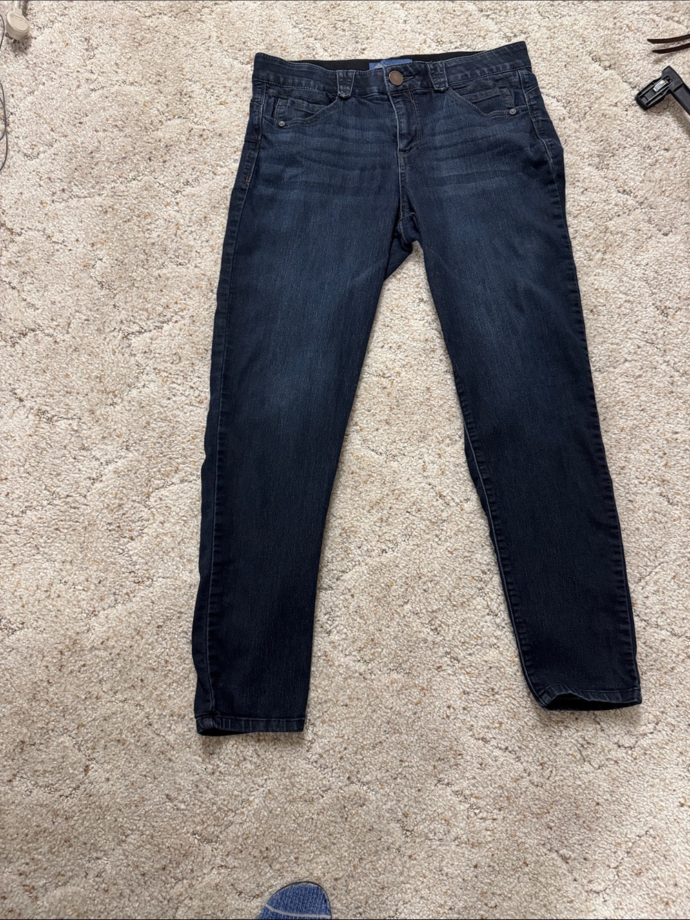 Democracy Women’s Dark Wash Jeggings with Navy Label